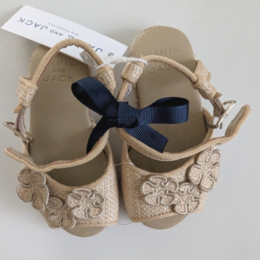 New Janie and Jack Tan Girls Sandals with Floral Design